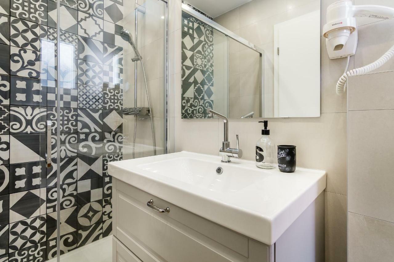 4 Elements Old Town Views Rooms تروغير المظهر الخارجي الصورة