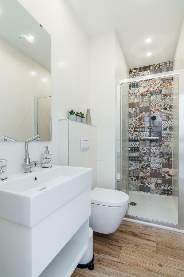 4 Elements Old Town Views Rooms تروغير المظهر الخارجي الصورة