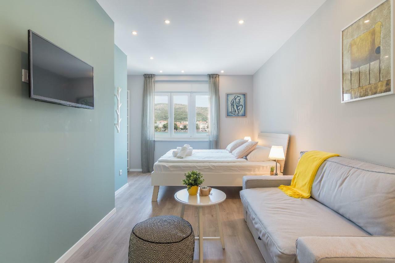 4 Elements Old Town Views Rooms تروغير المظهر الخارجي الصورة