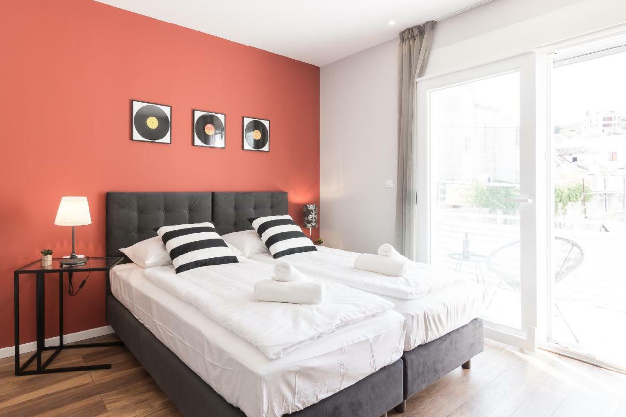 4 Elements Old Town Views Rooms تروغير المظهر الخارجي الصورة